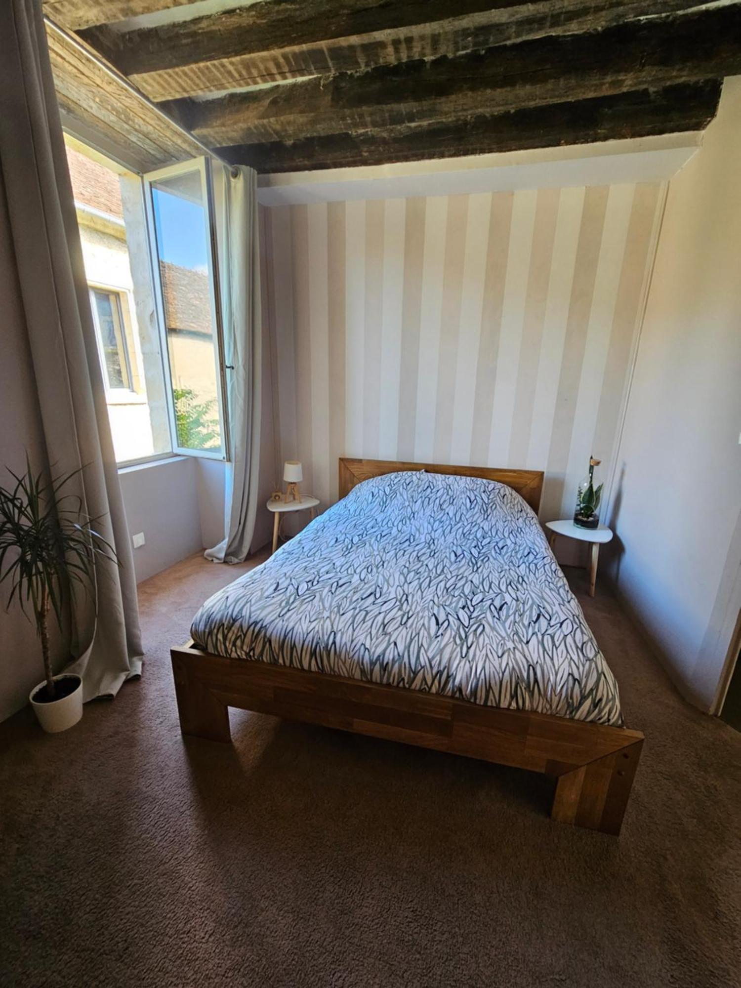Hotel Chambre Avec Salle De Bain Donzy Exterior foto